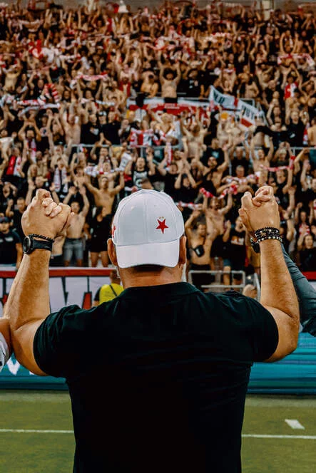 Fotbalový zážitek s výhledem na hvězdy: SK Slavia Praha